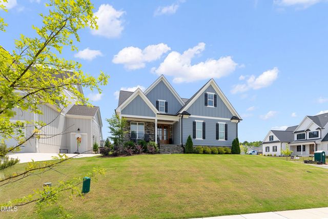 113 Sire Court, Holly Springs, NC 27540