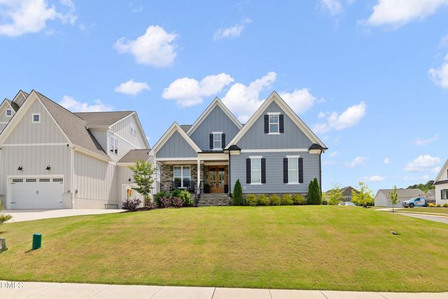113 Sire Court, Holly Springs, NC 27540