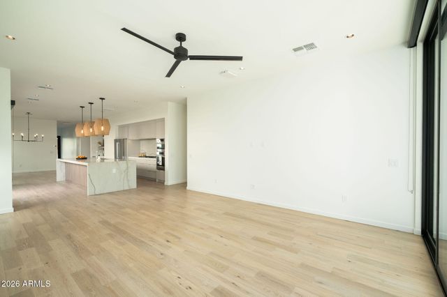 1729 E WINCHCOMB Drive, Phoenix, AZ 85022