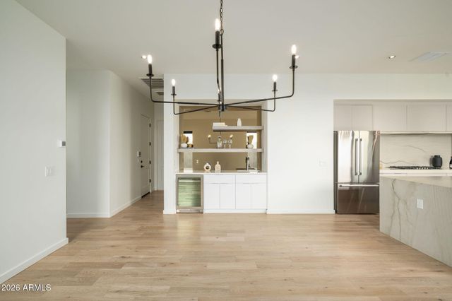 1729 E WINCHCOMB Drive, Phoenix, AZ 85022