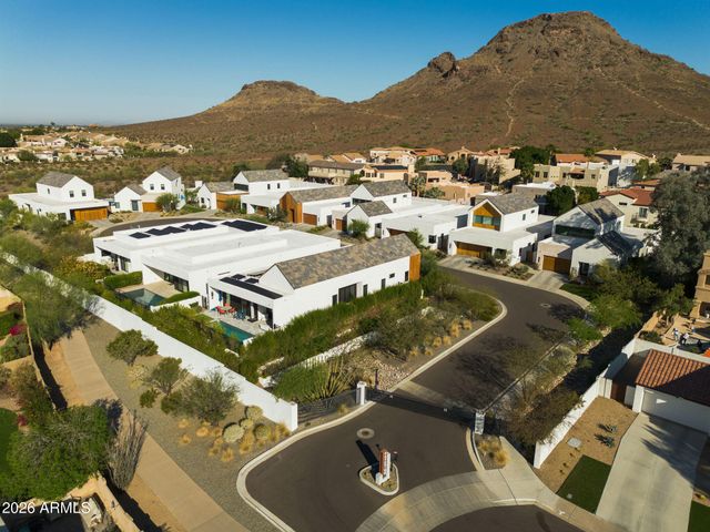 1729 E WINCHCOMB Drive, Phoenix, AZ 85022