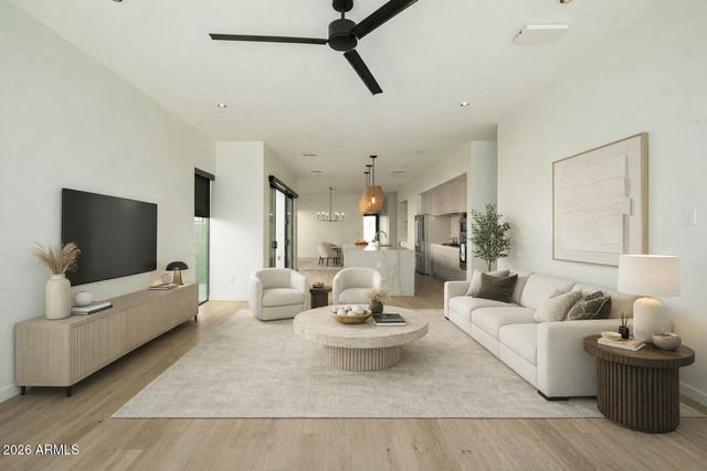 1729 E WINCHCOMB Drive, Phoenix, AZ 85022