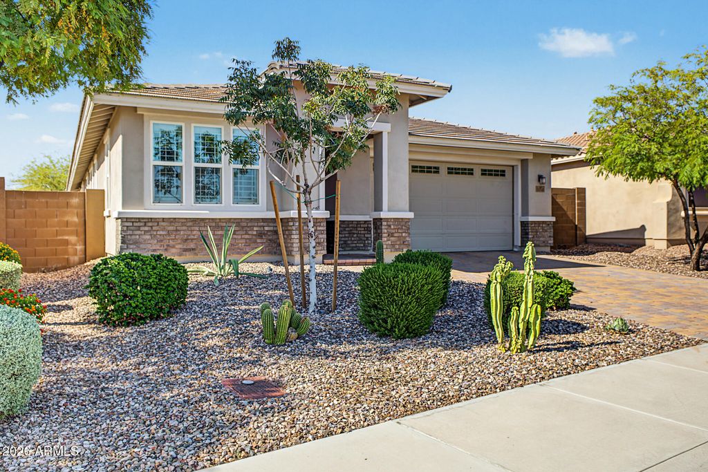 13742 W CHUCKS Avenue, Peoria, AZ 85383 — photo 3