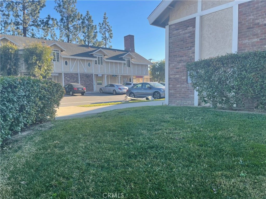 2270 Rosecrans, Fullerton, CA 92833 — photo 2