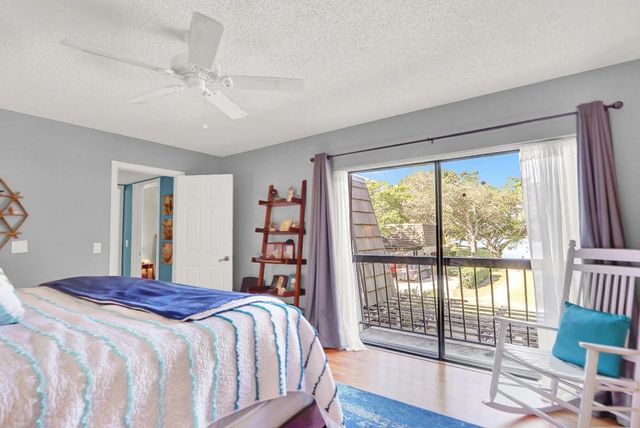 904 9th Terrace, Palm Beach Gardens, FL 33418