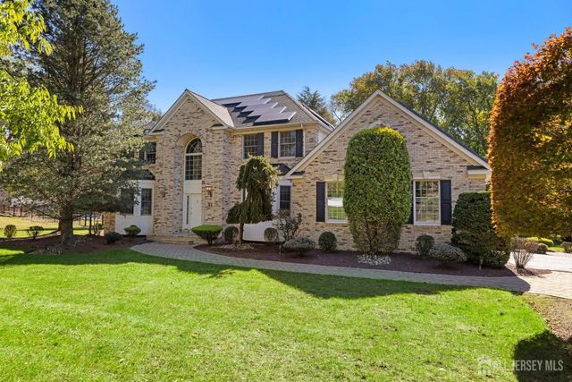 31 Sheffield Drive, Freehold, NJ 07728