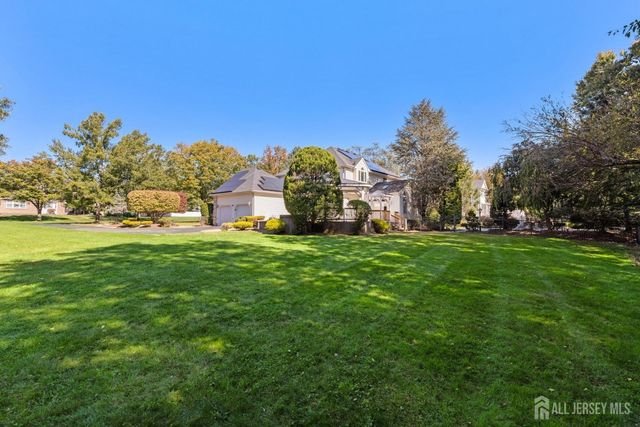 31 Sheffield Drive, Freehold, NJ 07728