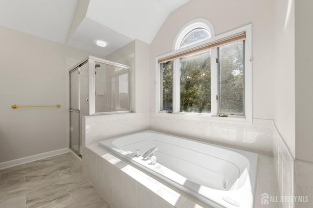31 Sheffield Drive, Freehold, NJ 07728
