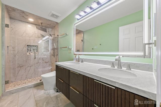31 Sheffield Drive, Freehold, NJ 07728