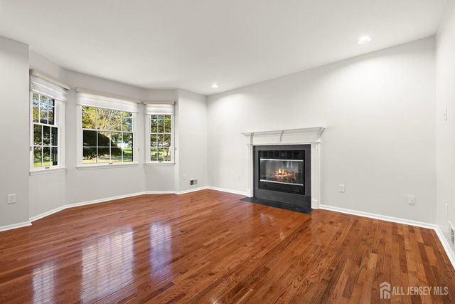 31 Sheffield Drive, Freehold, NJ 07728