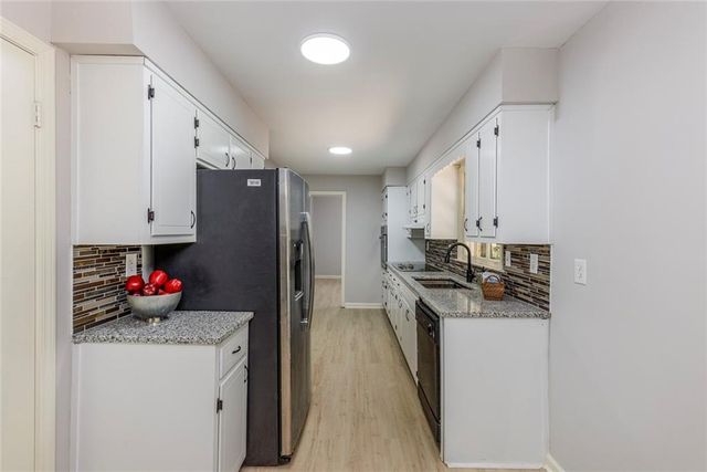 383 Ben Avenue SW, Lilburn, GA 30047