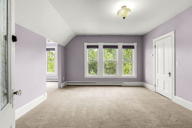 77 Tyler Park, Lowell, MA 01851