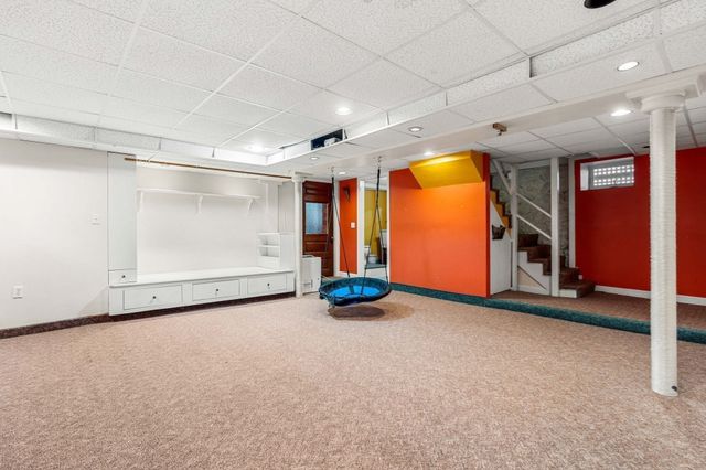 77 Tyler Park, Lowell, MA 01851