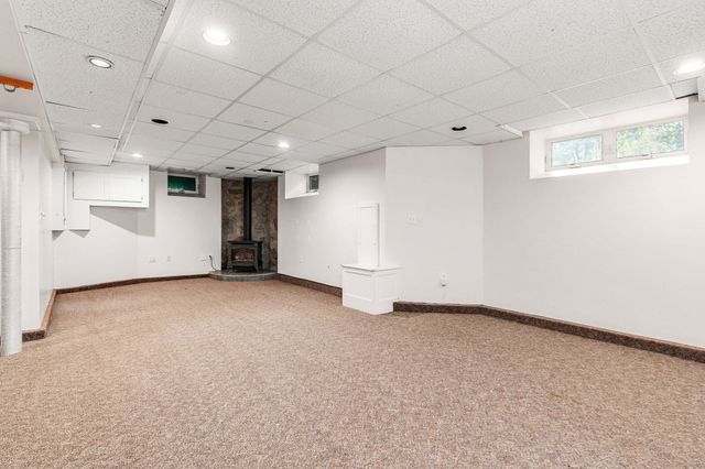 77 Tyler Park, Lowell, MA 01851