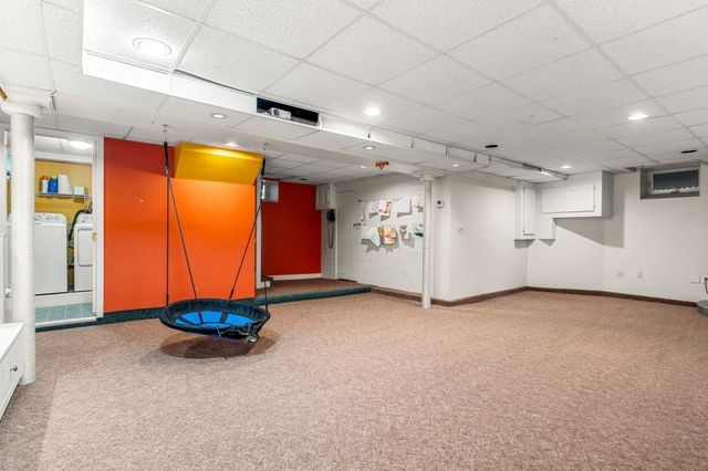 77 Tyler Park, Lowell, MA 01851