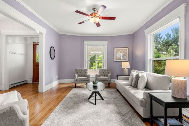 77 Tyler Park, Lowell, MA 01851
