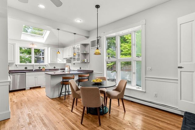 77 Tyler Park, Lowell, MA 01851