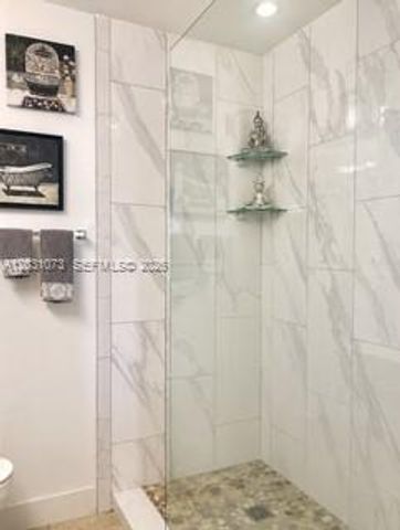 7551 SW 42nd Place, Davie, FL 33314