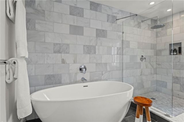 4061 River Cliff Chase, Marietta, GA 30067