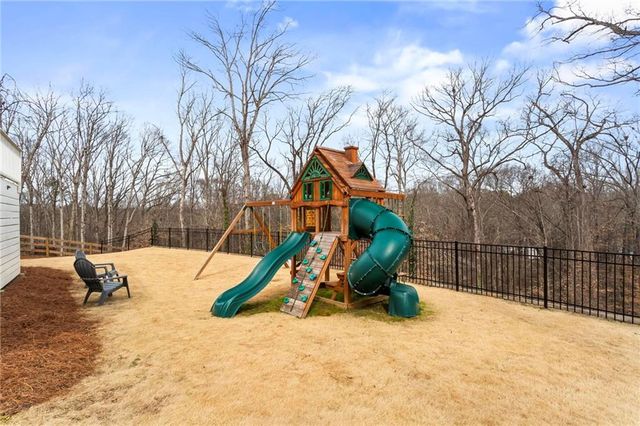 4061 River Cliff Chase, Marietta, GA 30067