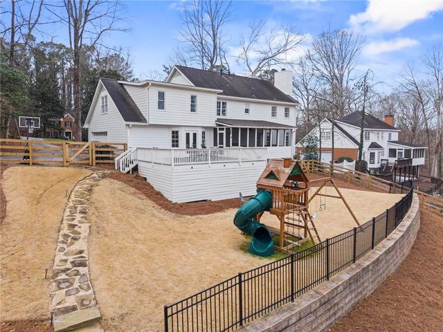 4061 River Cliff Chase, Marietta, GA 30067