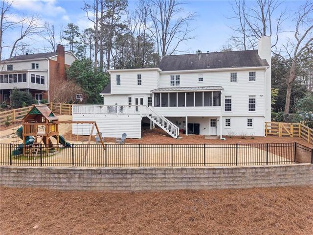 4061 River Cliff Chase, Marietta, GA 30067