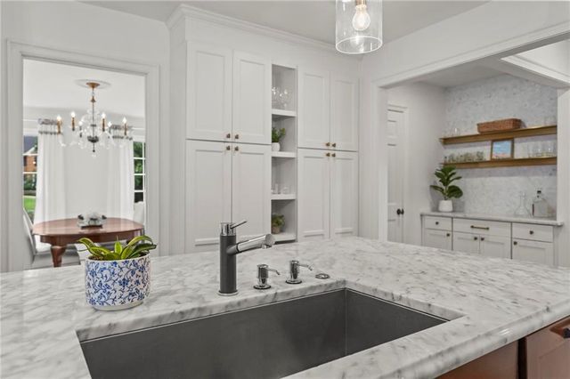 4061 River Cliff Chase, Marietta, GA 30067