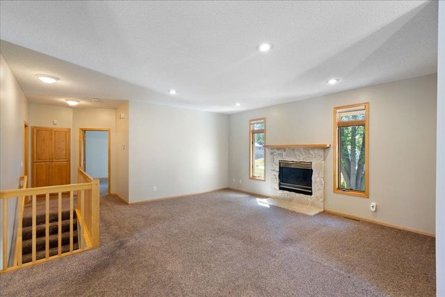 16891 88th Avenue N, Maple Grove, MN 55311