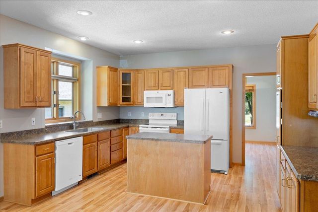 16891 88th Avenue N, Maple Grove, MN 55311