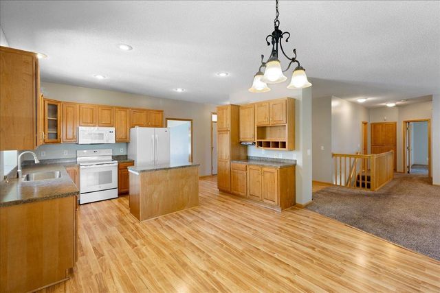16891 88th Avenue N, Maple Grove, MN 55311