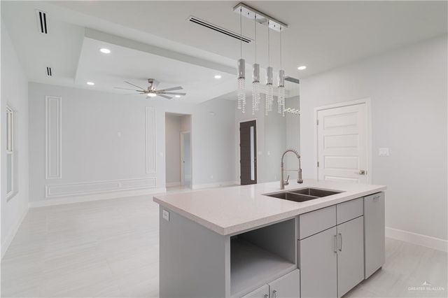 1119 E Evergreen Avenue, San Juan, TX 78589