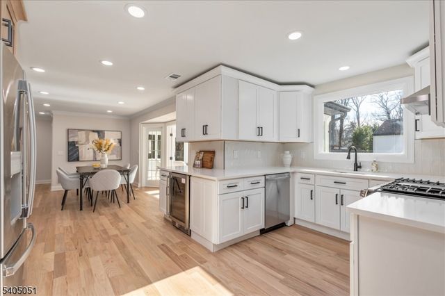 1248 Sunnyfield Ln, Scotch Plains Twp., NJ 07076