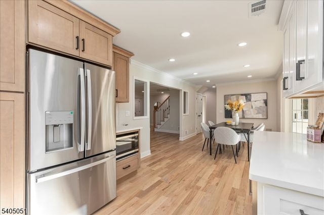 1248 Sunnyfield Ln, Scotch Plains Twp., NJ 07076