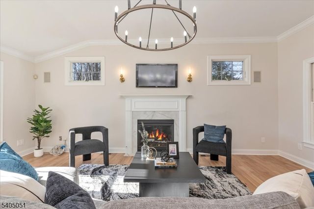 1248 Sunnyfield Ln, Scotch Plains Twp., NJ 07076