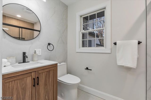 1248 Sunnyfield Ln, Scotch Plains Twp., NJ 07076