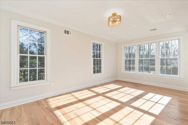 1248 Sunnyfield Ln, Scotch Plains Twp., NJ 07076