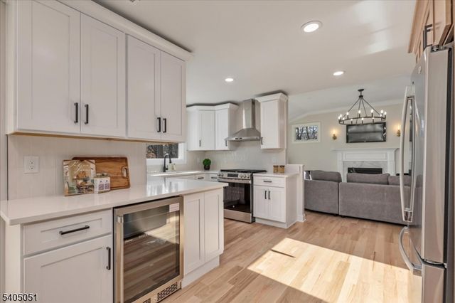 1248 Sunnyfield Ln, Scotch Plains Twp., NJ 07076