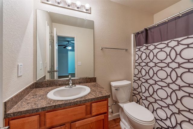 7619 Richards Street, Baytown, TX 77521