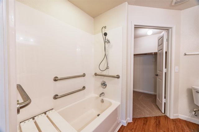 7619 Richards Street, Baytown, TX 77521