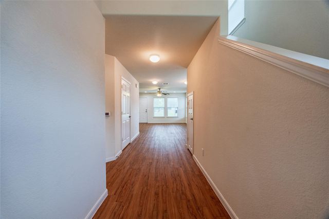 7619 Richards Street, Baytown, TX 77521