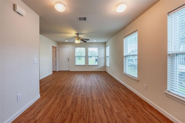 7619 Richards Street, Baytown, TX 77521