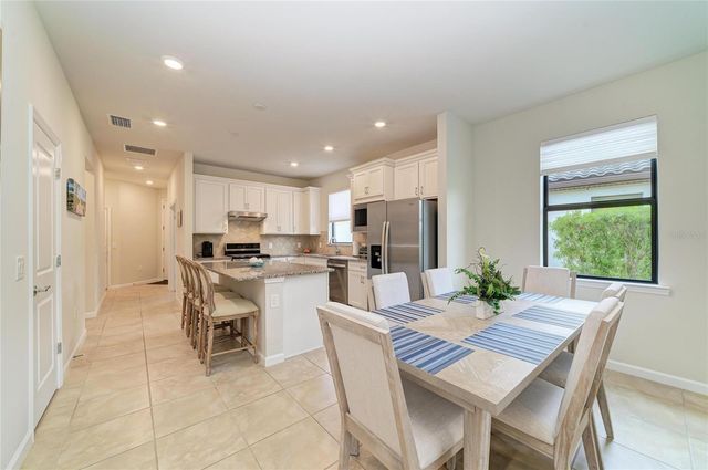 7013 HANOVER COURT, Lakewood Ranch, FL 34202