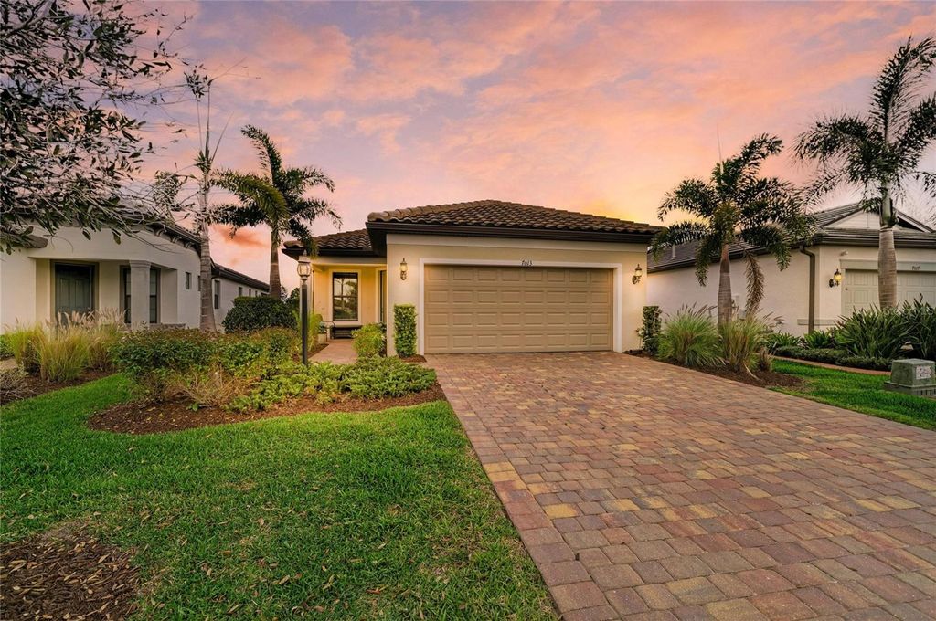 7013 HANOVER COURT, Lakewood Ranch, FL 34202