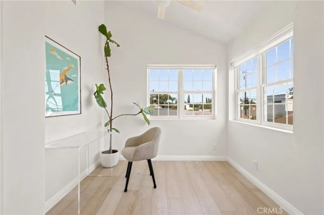 11822 Exposition Boulevard, Los Angeles, CA 90064