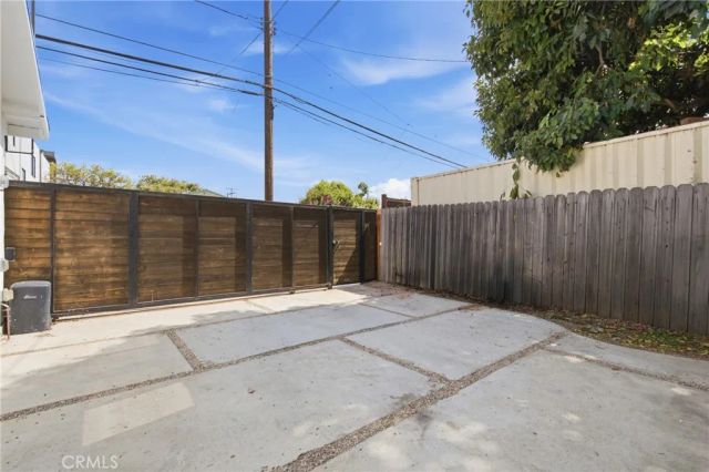 11822 Exposition Boulevard, Los Angeles, CA 90064