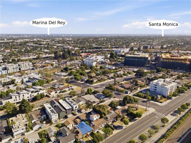 11822 Exposition Boulevard, Los Angeles, CA 90064