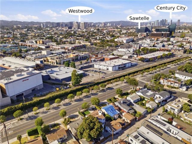 11822 Exposition Boulevard, Los Angeles, CA 90064