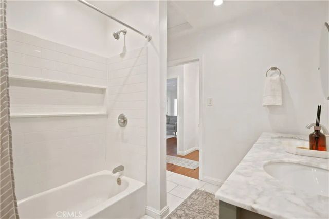 11822 Exposition Boulevard, Los Angeles, CA 90064