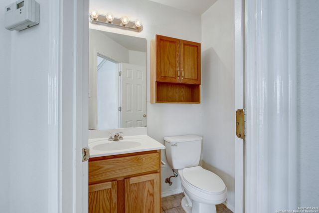 523 GRANITE CLF, San Antonio, TX 78251