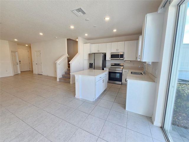 1260 WYCLIFFE WAY, St Cloud, FL 34771